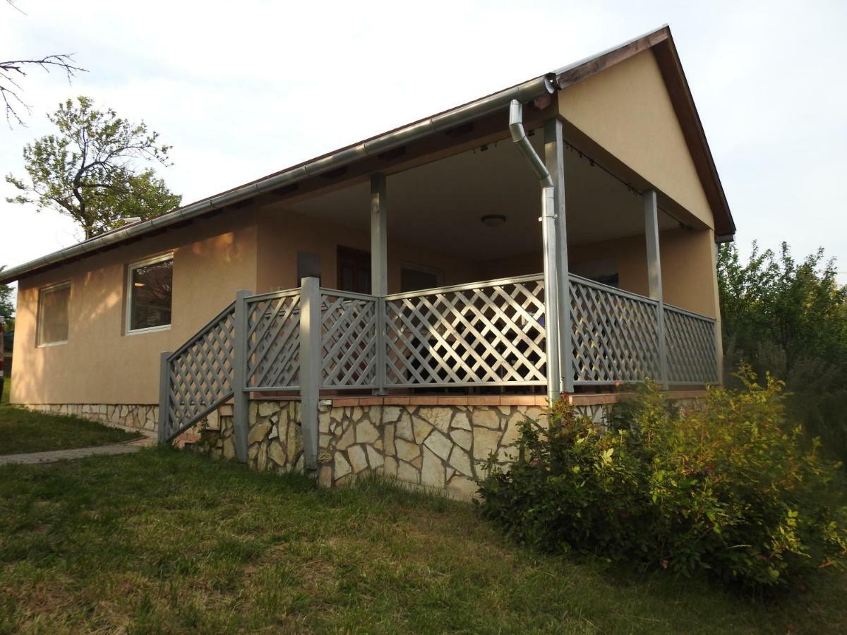 Akali Apartman Balatonakali Zewnętrze zdjęcie